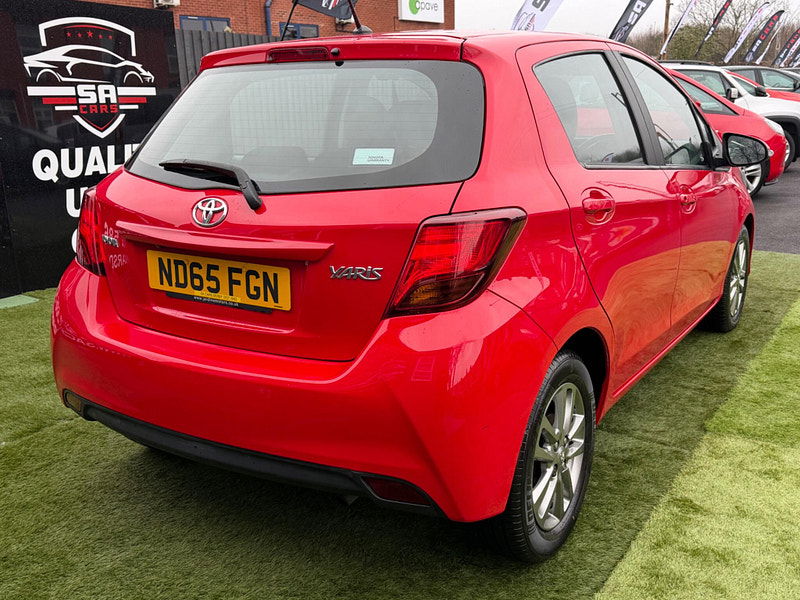 Toyota Yaris 1.0 VVT-i Icon Hatchback 5dr Petrol Manual Euro 6 (69 ps) 5dr Manual 2026