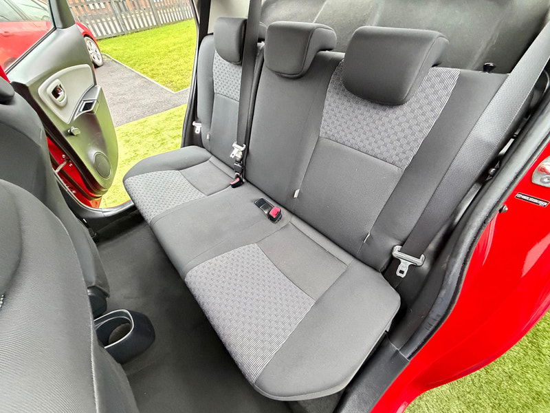 Toyota Yaris 1.0 VVT-i Icon Hatchback 5dr Petrol Manual Euro 6 (69 ps) 5dr Manual 2026