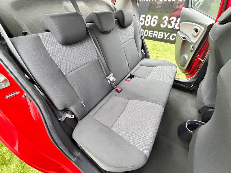 Toyota Yaris 1.0 VVT-i Icon Hatchback 5dr Petrol Manual Euro 6 (69 ps) 5dr Manual 2026