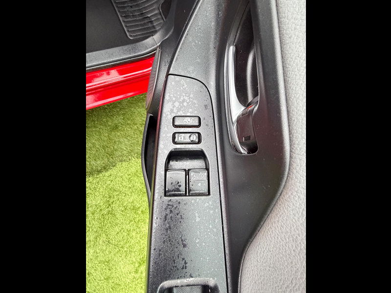 Toyota Yaris 1.0 VVT-i Icon Hatchback 5dr Petrol Manual Euro 6 (69 ps) 5dr Manual 2026