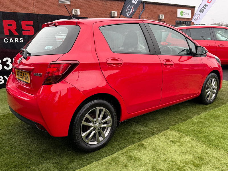 Toyota Yaris 1.0 VVT-i Icon Hatchback 5dr Petrol Manual Euro 6 (69 ps) 5dr Manual 2026