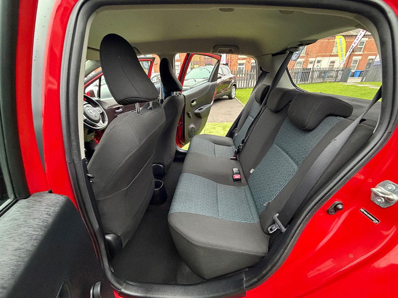 Toyota Yaris 1.33 Dual VVT-i TR Hatchback 5dr Petrol Manual Euro 5 (101 ps) 5dr Manual 2026