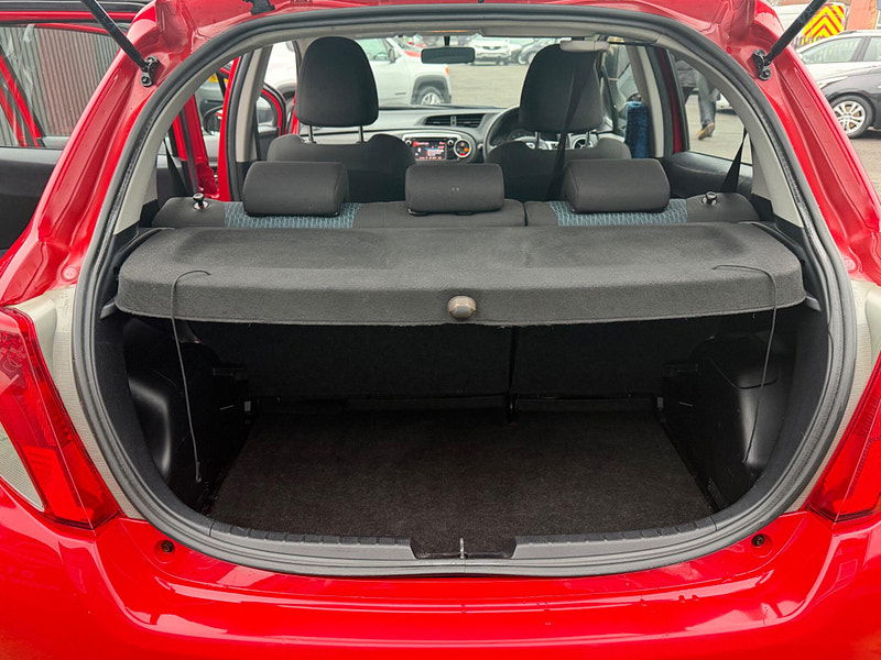 Toyota Yaris 1.33 Dual VVT-i TR Hatchback 5dr Petrol Manual Euro 5 (101 ps) 5dr Manual 2026