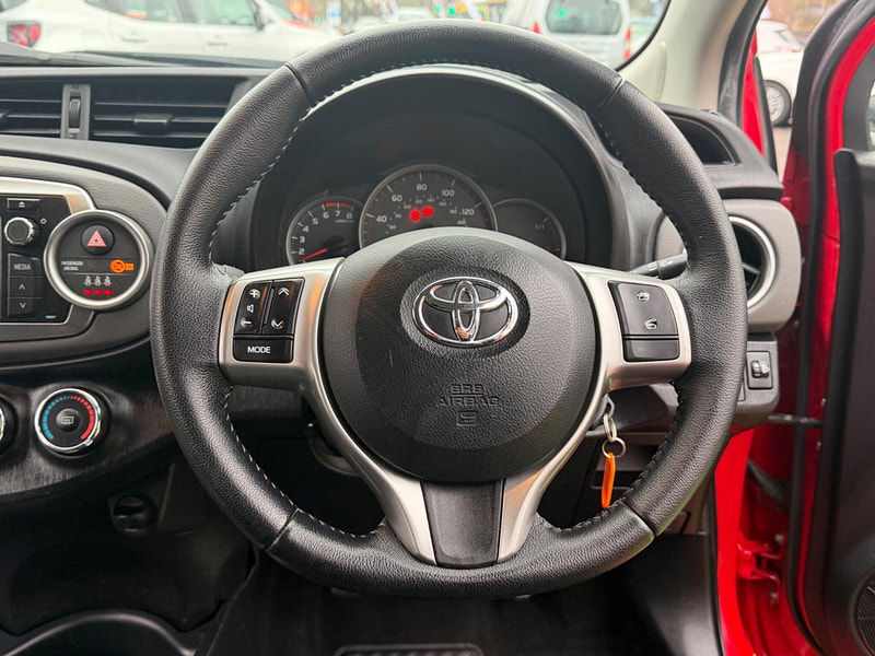 Toyota Yaris 1.33 Dual VVT-i TR Hatchback 5dr Petrol Manual Euro 5 (101 ps) 5dr Manual 2026