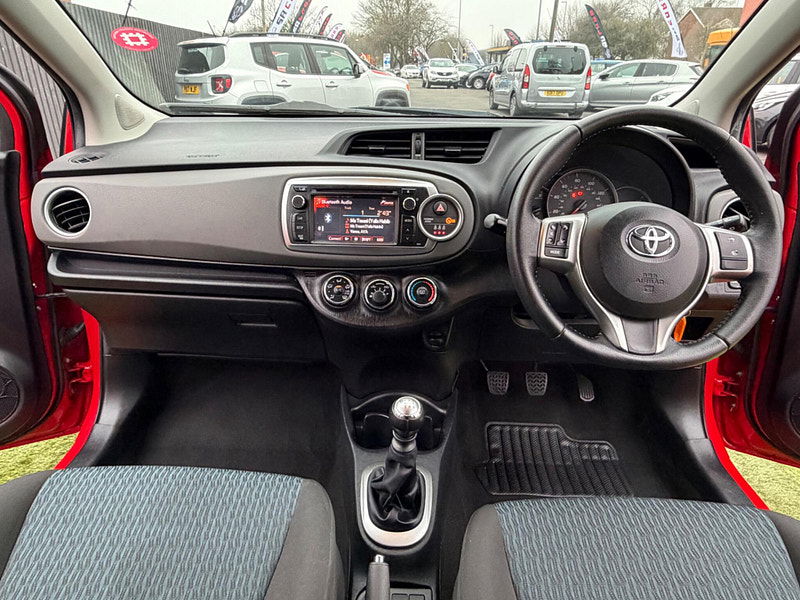 Toyota Yaris 1.33 Dual VVT-i TR Hatchback 5dr Petrol Manual Euro 5 (101 ps) 5dr Manual 2026