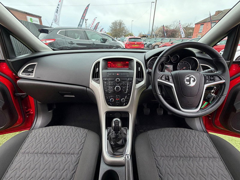 Vauxhall Astra 1.4 16v Energy Hatchback 5dr Petrol Manual Euro 5 (100 ps) 5dr Manual 2026