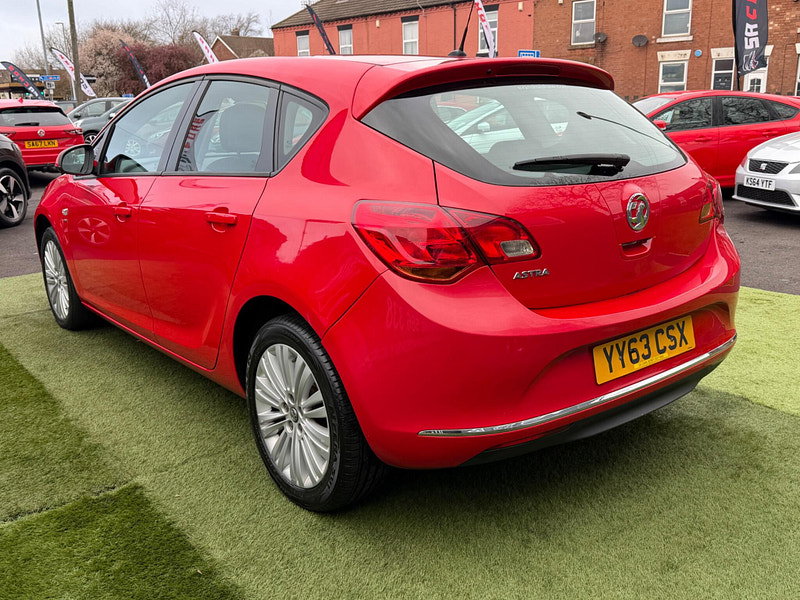 Vauxhall Astra 1.4 16v Energy Hatchback 5dr Petrol Manual Euro 5 (100 ps) 5dr Manual 2026