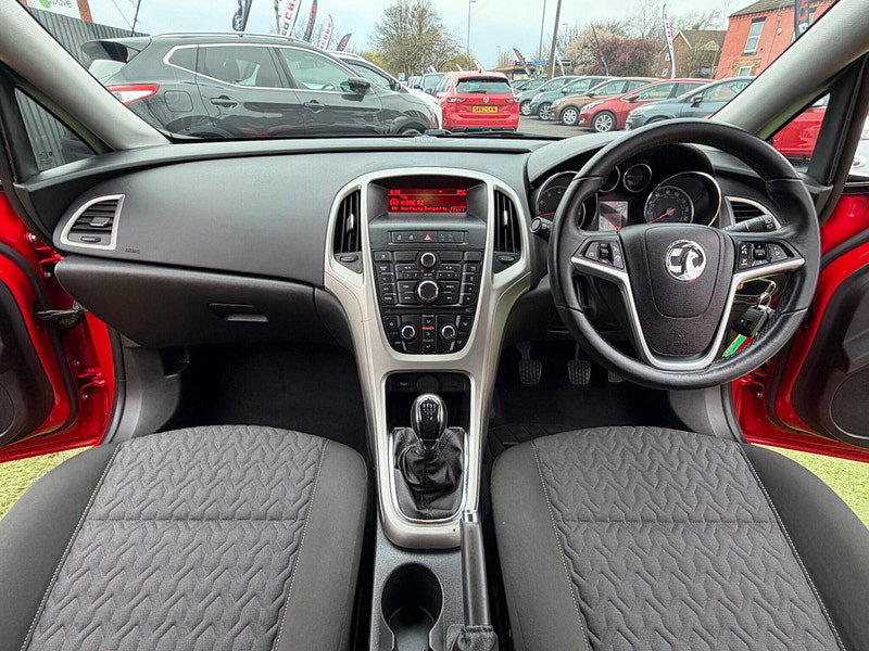 Vauxhall Astra 1.4 16v Energy Hatchback 5dr Petrol Manual Euro 5 (100 ps) 5dr Manual 2026