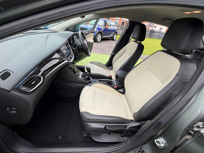 Vauxhall Astra 1.4i Turbo Elite Nav Hatchback 5dr Petrol Manual Euro 6 (150 ps) 5dr Manual 2026