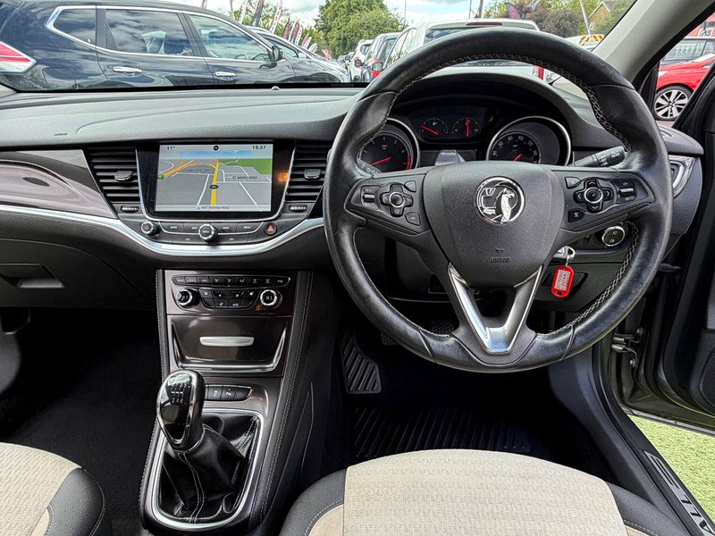 Vauxhall Astra 1.4i Turbo Elite Nav Hatchback 5dr Petrol Manual Euro 6 (150 ps) 5dr Manual 2026