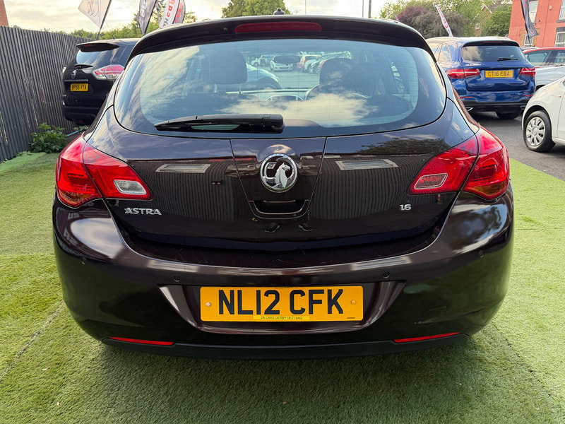 Vauxhall Astra 1.6 16v Exclusiv Hatchback 5dr Petrol Manual Euro 5 (115 ps) 5dr Manual 2026