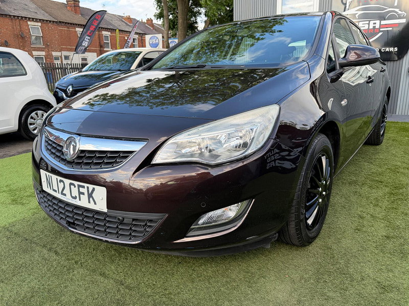 Vauxhall Astra 1.6 16v Exclusiv Hatchback 5dr Petrol Manual Euro 5 (115 ps) 5dr Manual 2026