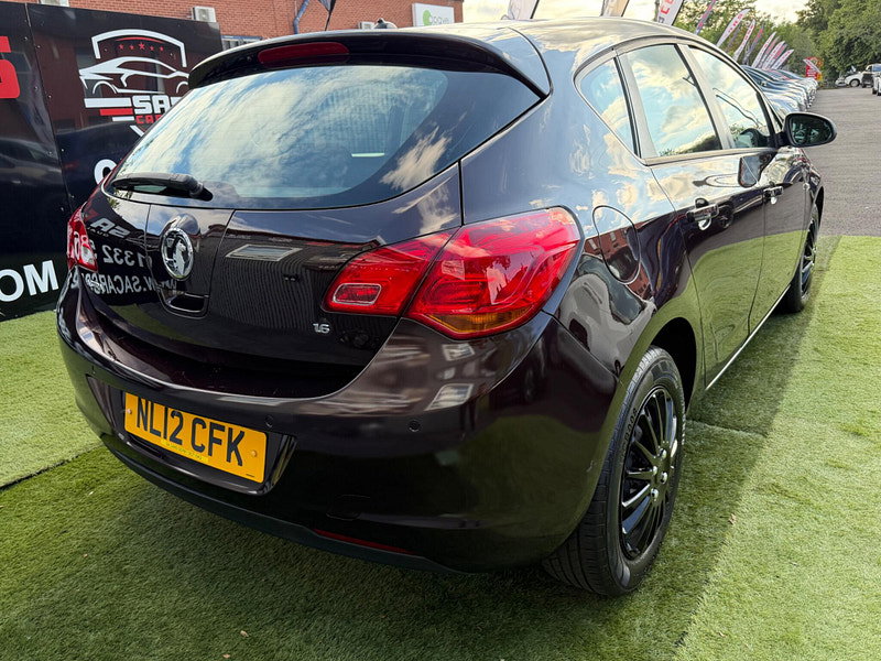Vauxhall Astra 1.6 16v Exclusiv Hatchback 5dr Petrol Manual Euro 5 (115 ps) 5dr Manual 2026