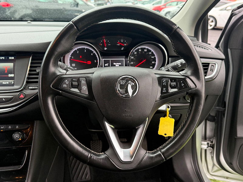 Vauxhall Astra 1.6 CDTi BlueInjection SRi Hatchback 5dr Diesel Manual Euro 6 (s/s) (136 ps) 5dr Manual 2025