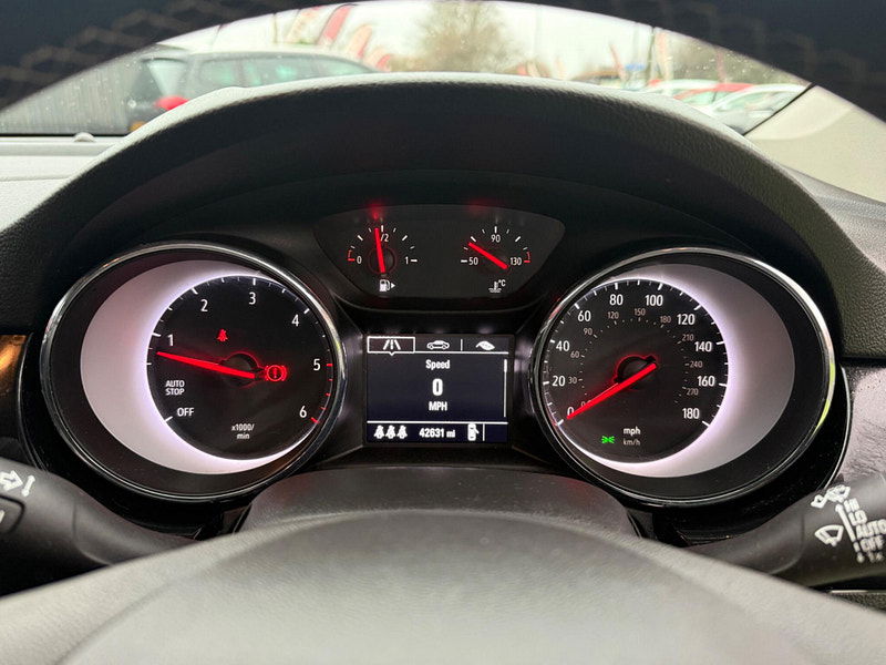 Vauxhall Astra 1.6 CDTi BlueInjection SRi Hatchback 5dr Diesel Manual Euro 6 (s/s) (136 ps) 5dr Manual 2025