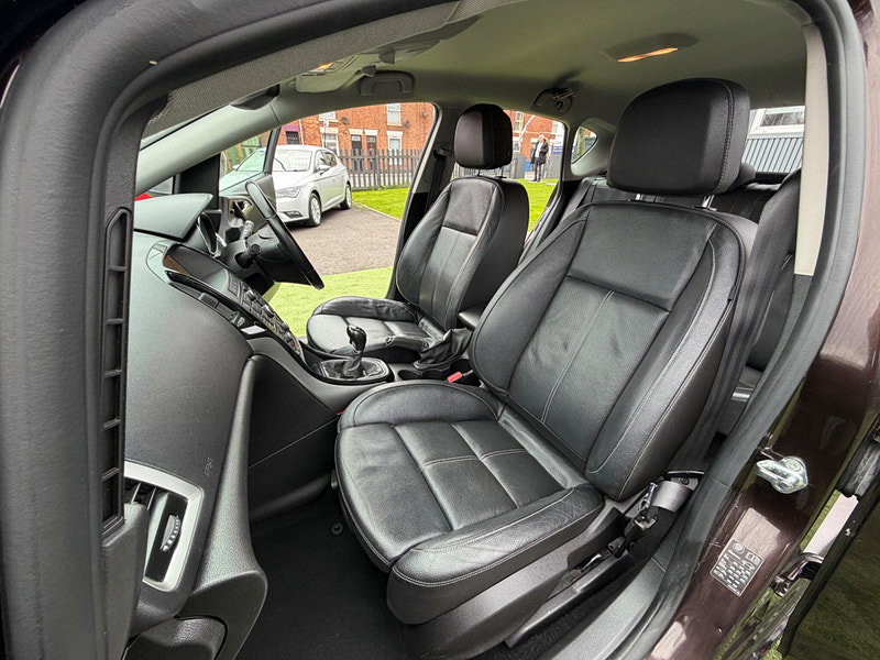 Vauxhall Astra 2.0 CDTi ecoFLEX Elite Hatchback 5dr Diesel Manual Euro 5 (s/s) (160 ps) 5dr Manual 2026