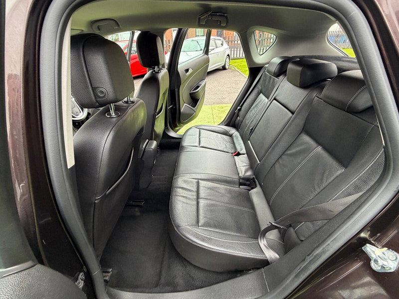 Vauxhall Astra 2.0 CDTi ecoFLEX Elite Hatchback 5dr Diesel Manual Euro 5 (s/s) (160 ps) 5dr Manual 2026