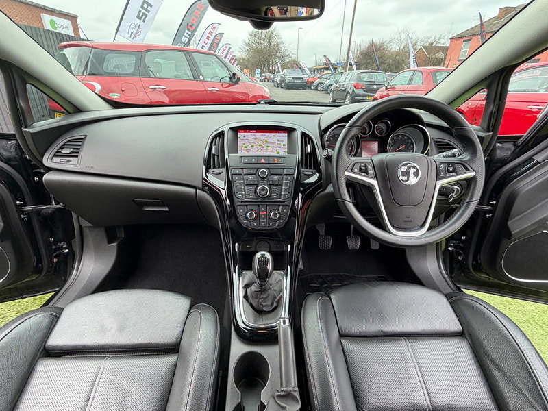 Vauxhall Astra GTC 1.4i Turbo Limited Edition Coupe 3dr Petrol Manual Euro 6 (s/s) (120 ps) 3dr Manual 2026