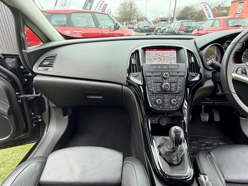 Vauxhall Astra GTC 1.4i Turbo Limited Edition Coupe 3dr Petrol Manual Euro 6 (s/s) (120 ps) 3dr Manual 2026