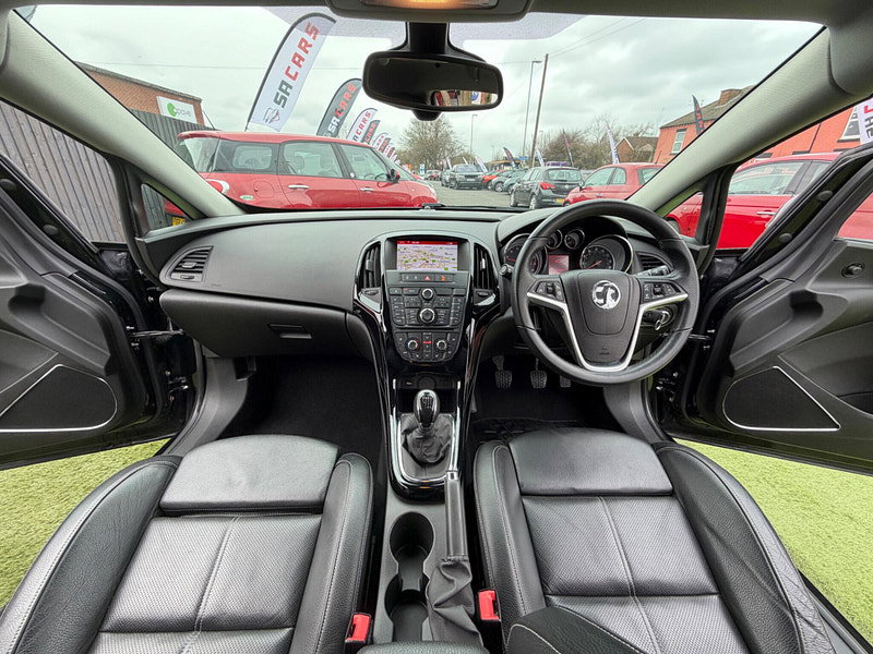 Vauxhall Astra GTC 1.4i Turbo Limited Edition Coupe 3dr Petrol Manual Euro 6 (s/s) (120 ps) 3dr Manual 2026