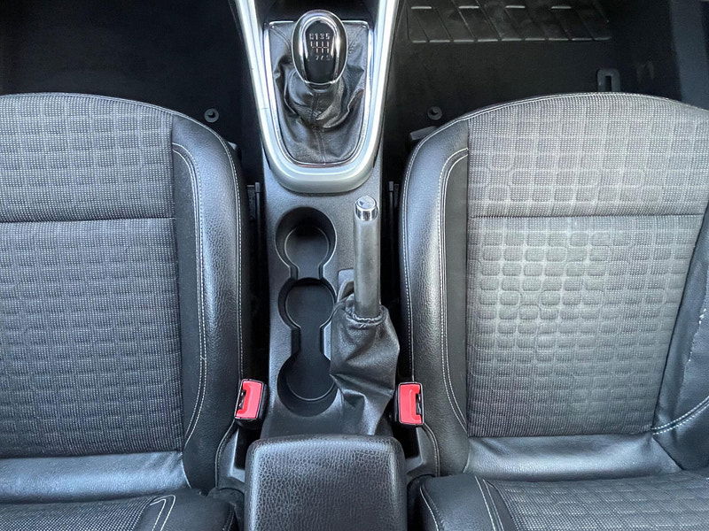 Vauxhall Astra GTC 1.4i Turbo SRi Coupe 3dr Petrol Manual Euro 6 (s/s) (140 ps) 3dr Manual 2025