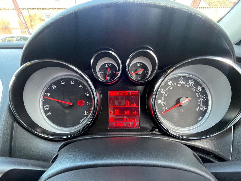 Vauxhall Astra GTC 1.4i Turbo SRi Coupe 3dr Petrol Manual Euro 6 (s/s) (140 ps) 3dr Manual 2025