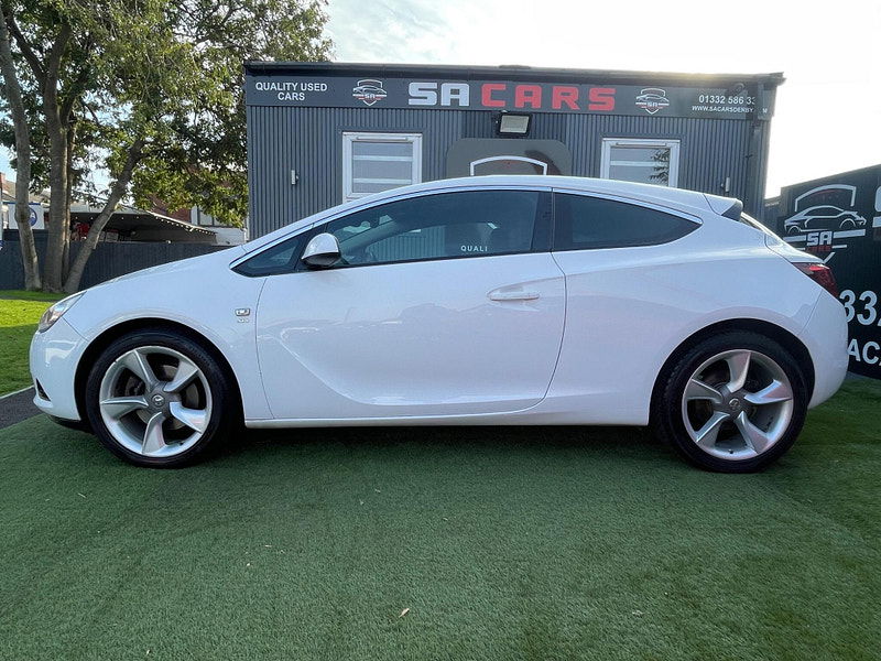 Vauxhall Astra GTC 1.4i Turbo SRi Coupe 3dr Petrol Manual Euro 6 (s/s) (140 ps) 3dr Manual 2025