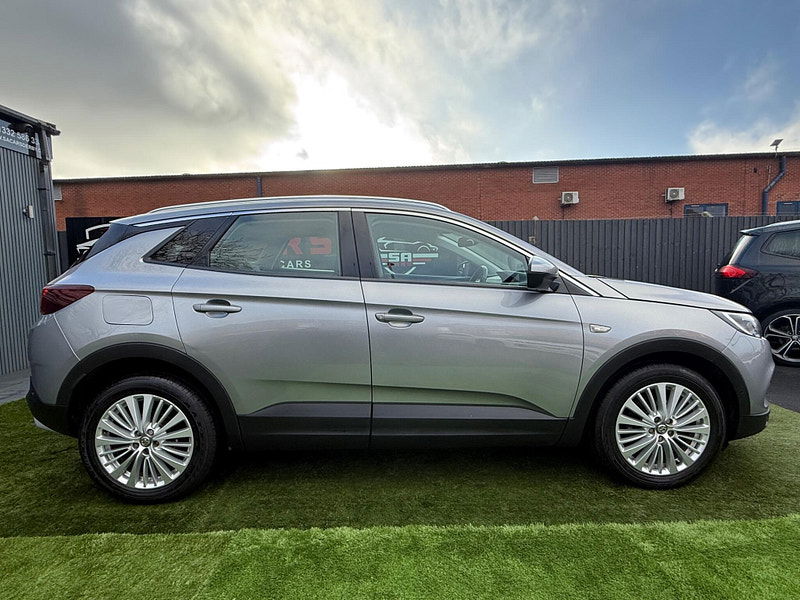 Vauxhall Grandland X 1.5 Turbo D BlueInjection Tech Line Nav Euro 6 (s/s) 5dr 5dr Manual 2025