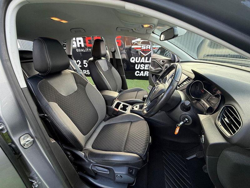 Vauxhall Grandland X 1.5 Turbo D BlueInjection Tech Line Nav Euro 6 (s/s) 5dr 5dr Manual 2025