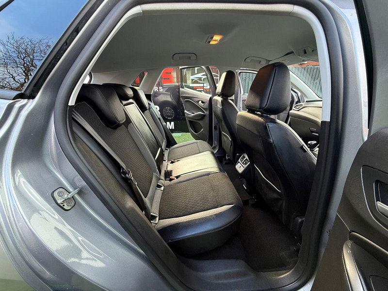 Vauxhall Grandland X 1.5 Turbo D BlueInjection Tech Line Nav Euro 6 (s/s) 5dr 5dr Manual 2025