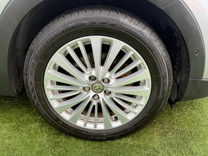 Vauxhall Grandland X 1.5 Turbo D BlueInjection Tech Line Nav Euro 6 (s/s) 5dr 5dr Manual 2025