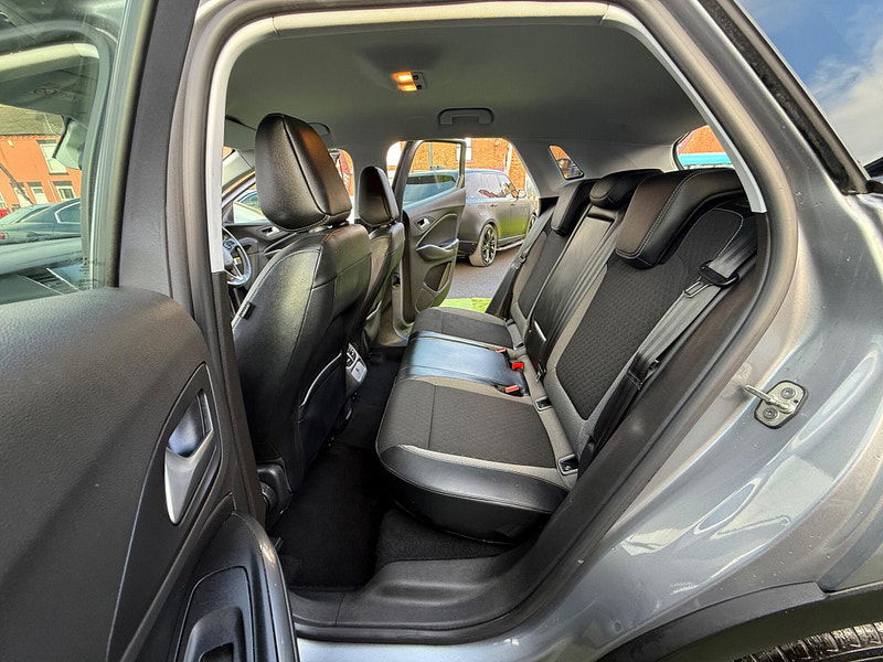 Vauxhall Grandland X 1.5 Turbo D BlueInjection Tech Line Nav Euro 6 (s/s) 5dr 5dr Manual 2025