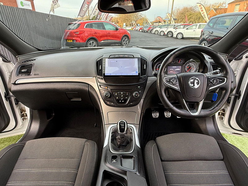 Vauxhall Insignia 1.4i Turbo Limited Edition Hatchback 5dr Petrol Manual Euro 6 (s/s) (140 ps) 5dr Manual 2025