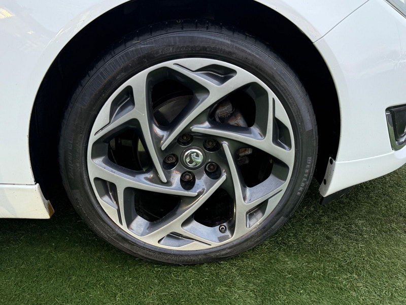 Vauxhall Insignia 1.4i Turbo Limited Edition Hatchback 5dr Petrol Manual Euro 6 (s/s) (140 ps) 5dr Manual 2025