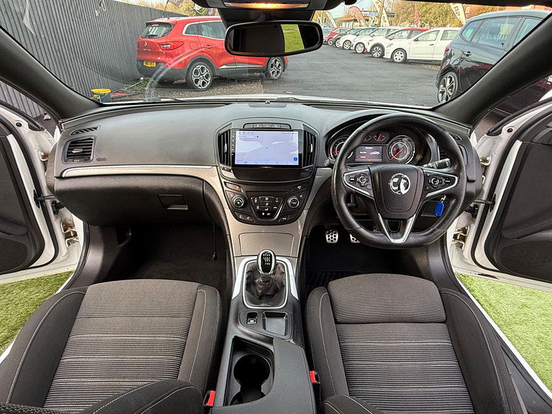 Vauxhall Insignia 1.4i Turbo Limited Edition Hatchback 5dr Petrol Manual Euro 6 (s/s) (140 ps) 5dr Manual 2025