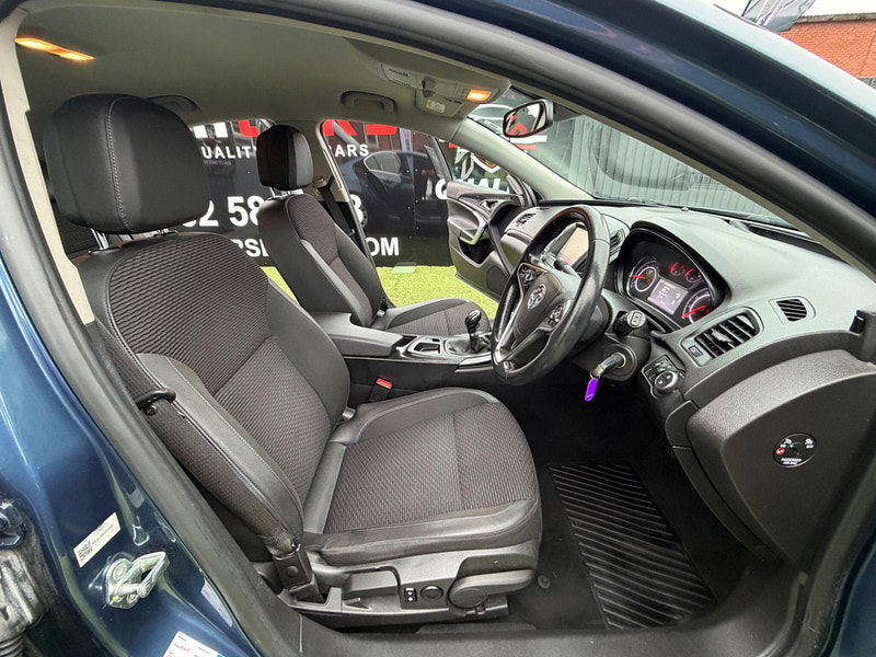 Vauxhall Insignia 1.6 CDTi ecoFLEX SE Hatchback 5dr Diesel Manual Euro 6 (s/s) (136 ps) 5dr Manual 2026