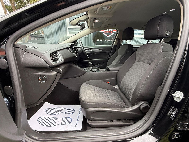 Vauxhall Insignia 1.6 Turbo D ecoTEC Design Grand Sport Euro 6 (s/s) 5dr 5dr Manual 2025