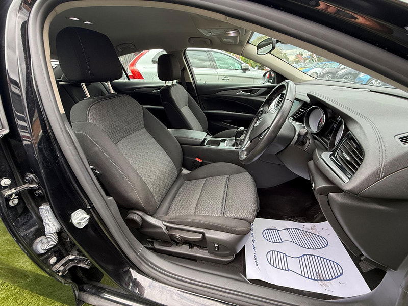 Vauxhall Insignia 1.6 Turbo D ecoTEC Design Grand Sport Euro 6 (s/s) 5dr 5dr Manual 2025