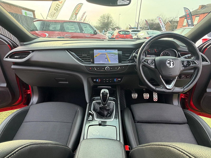 Vauxhall Insignia 2.0 Turbo D BlueInjection SRi VX Line Nav Sports Tourer 5dr Diesel Manual Euro 6 (s/s) (170 ps) 5dr Manual 2026