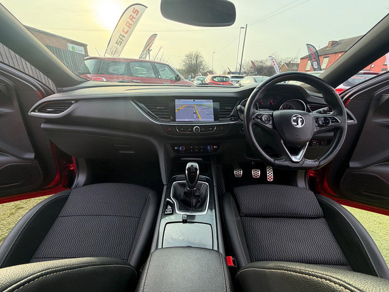 Vauxhall Insignia 2.0 Turbo D BlueInjection SRi VX Line Nav Sports Tourer 5dr Diesel Manual Euro 6 (s/s) (170 ps) 5dr Manual 2026