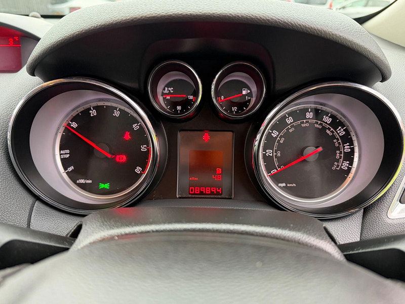 Vauxhall Mokka 1.6 CDTi ecoFLEX SE SUV 5dr Diesel Manual 2WD Euro 6 (s/s) (136 ps) 5dr Manual 2026