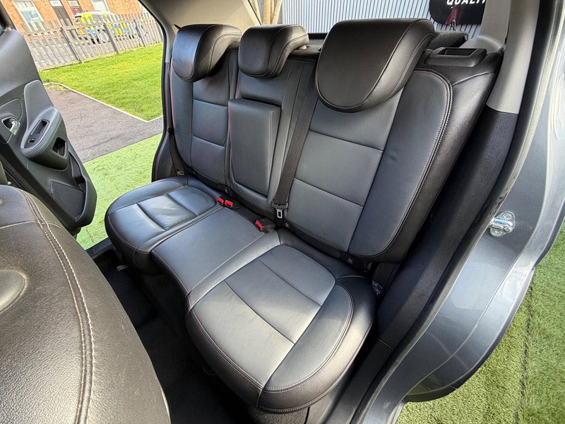 Vauxhall Mokka 1.6 SE SUV 5dr Petrol Manual 2WD Euro 5 (s/s) (115 ps) 5dr Manual 2026