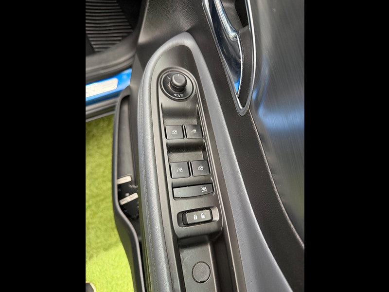 Vauxhall Mokka 1.6 SE SUV 5dr Petrol Manual 2WD Euro 5 (s/s) (115 ps) 5dr Manual 2026