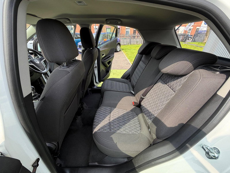 Vauxhall Mokka 1.7 CDTi Exclusiv SUV 5dr Diesel Manual 2WD Euro 5 (s/s) (130 ps) 5dr Manual 2026
