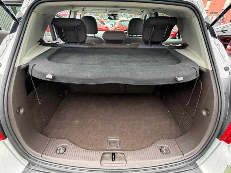 Vauxhall Mokka 1.7 CDTi Exclusiv SUV 5dr Diesel Manual 4WD Euro 5 (s/s) (130 ps) 5dr Manual 2026