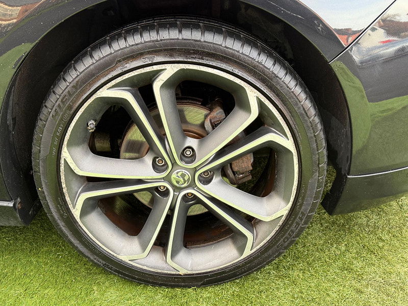 Vauxhall Zafira Tourer 1.6 CDTi ecoFLEX SRi MPV 5dr Diesel Manual Euro 6 (s/s) (136 ps) 5dr Manual 2025