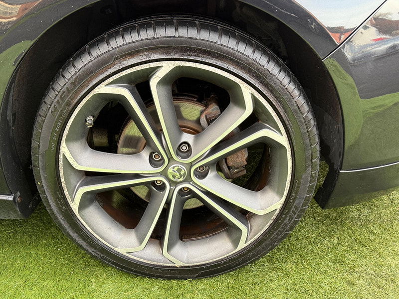 Vauxhall Zafira Tourer 1.6 CDTi ecoFLEX SRi MPV 5dr Diesel Manual Euro 6 (s/s) (136 ps) 5dr Manual 2025