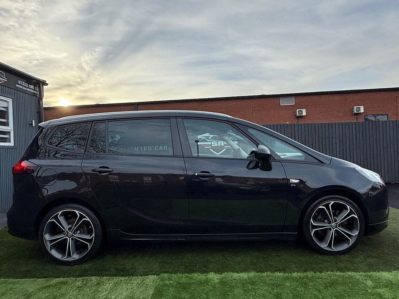 Vauxhall Zafira Tourer 1.6 CDTi ecoFLEX SRi MPV 5dr Diesel Manual Euro 6 (s/s) (136 ps) 5dr Manual 2025