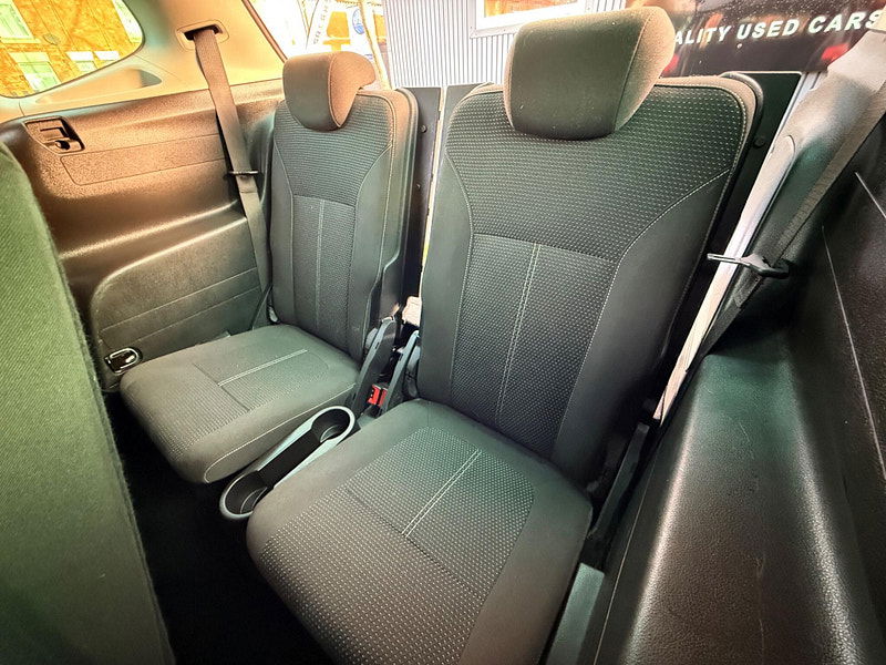 Vauxhall Zafira Tourer 1.6 CDTi ecoFLEX SRi MPV 5dr Diesel Manual Euro 6 (s/s) (136 ps) 5dr Manual 2025