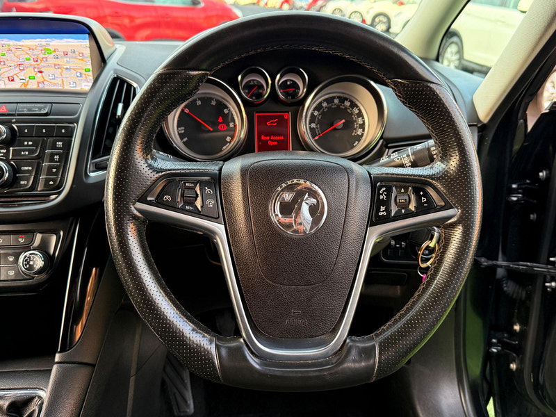 Vauxhall Zafira Tourer 1.6 CDTi ecoFLEX SRi MPV 5dr Diesel Manual Euro 6 (s/s) (136 ps) 5dr Manual 2025